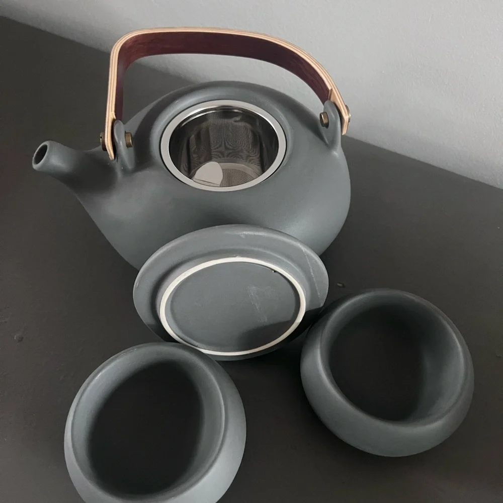 Japanese Style Tea Set - Picture 2 of 2